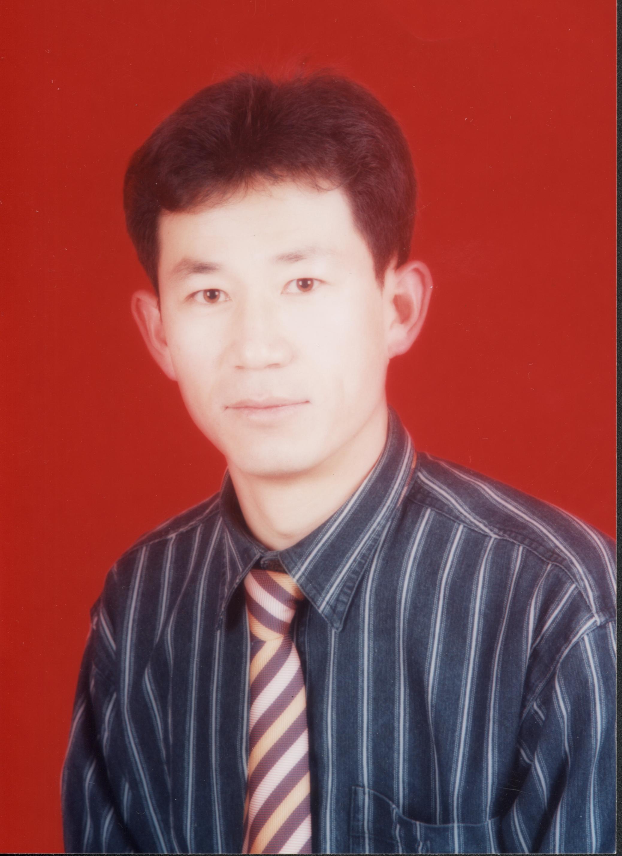 杜立银.jpg